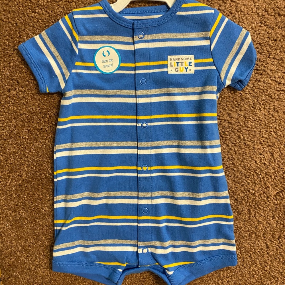 Carter’s romper for 6month